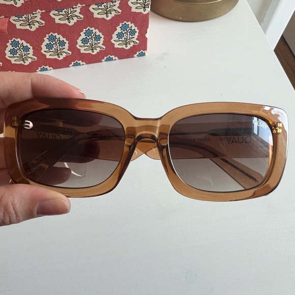 Quay square tan/orange sunglasses - Picture 3 of 4